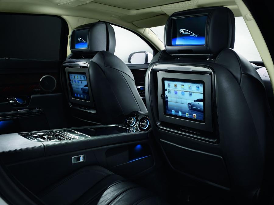  Jaguar XJ Ultimate 2012 года  (фото 37 из 54)